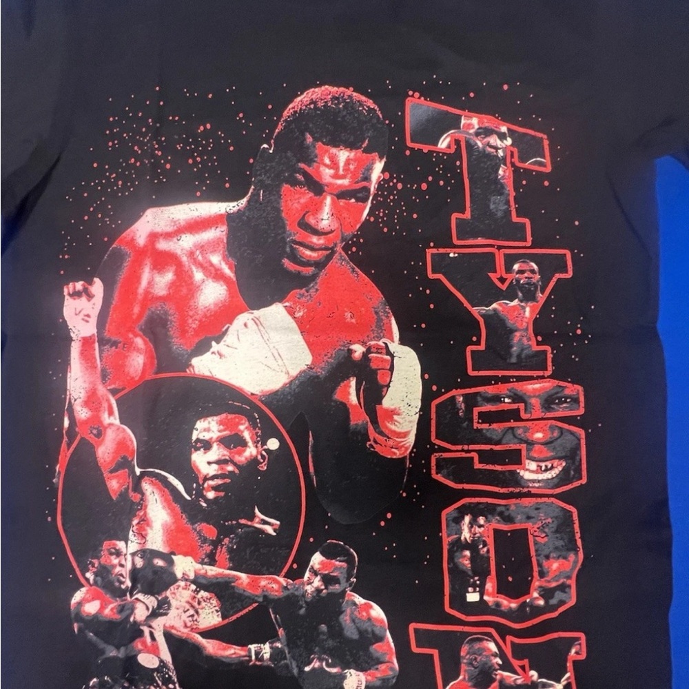 Mike Tyson Black Graphic Men's Shirt size Medium. New